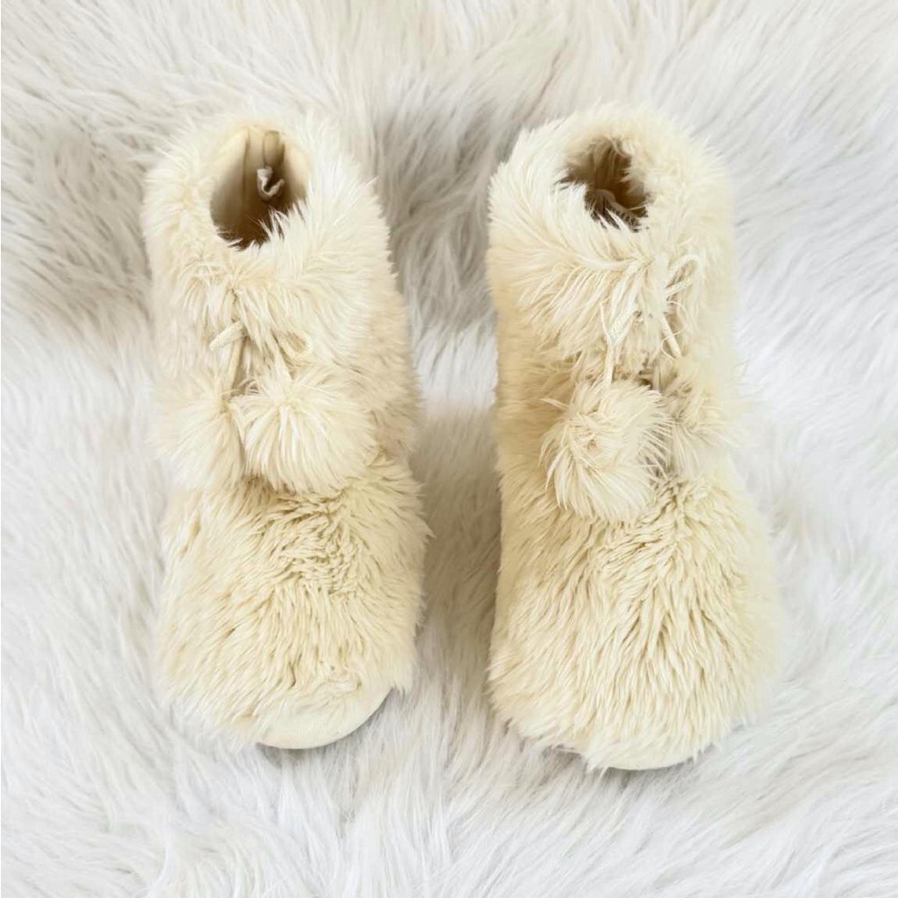 Mudd Slipper Booties - Picture 6 of 8